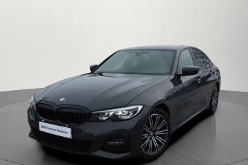 BMW 330i xDrive Sedan